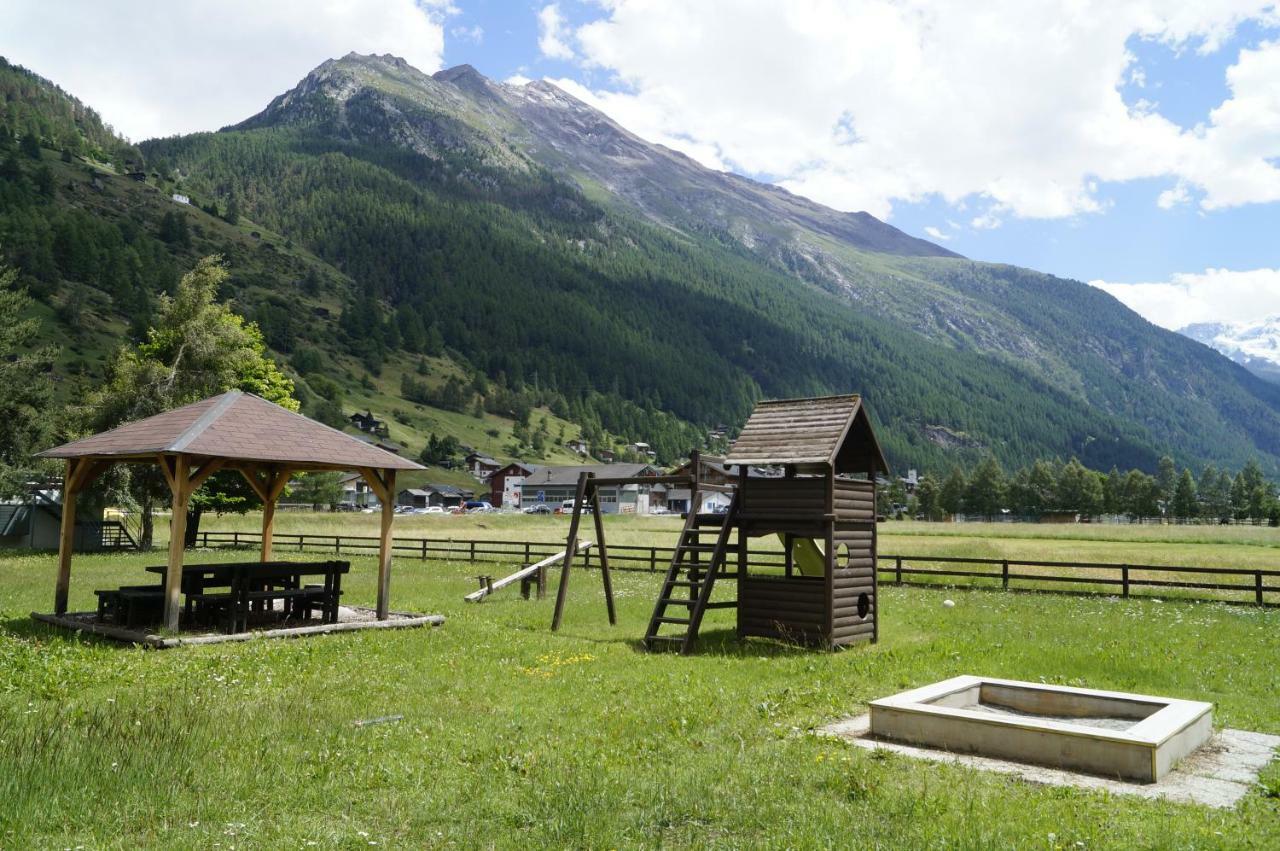 Aparthotel Monte Rosa D 412 à Täsch Extérieur photo